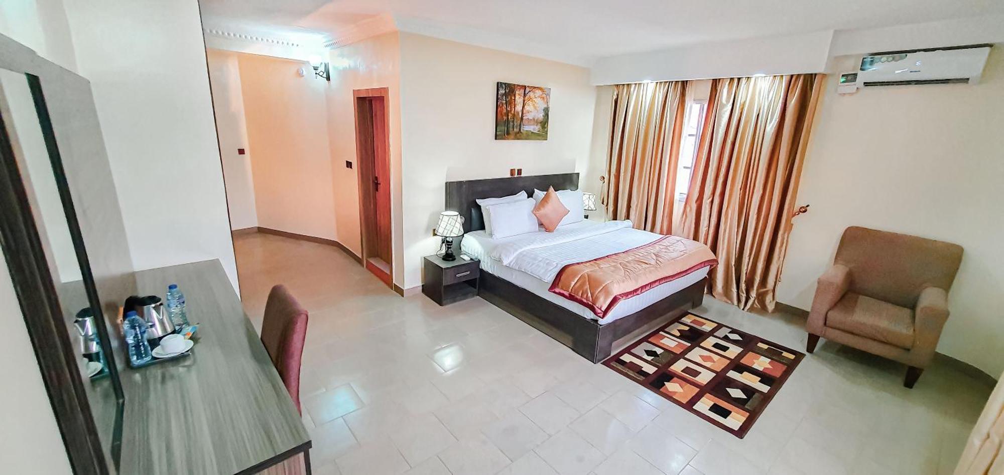 Beni Gold Hotel, Ikoyi Lagos Exterior photo